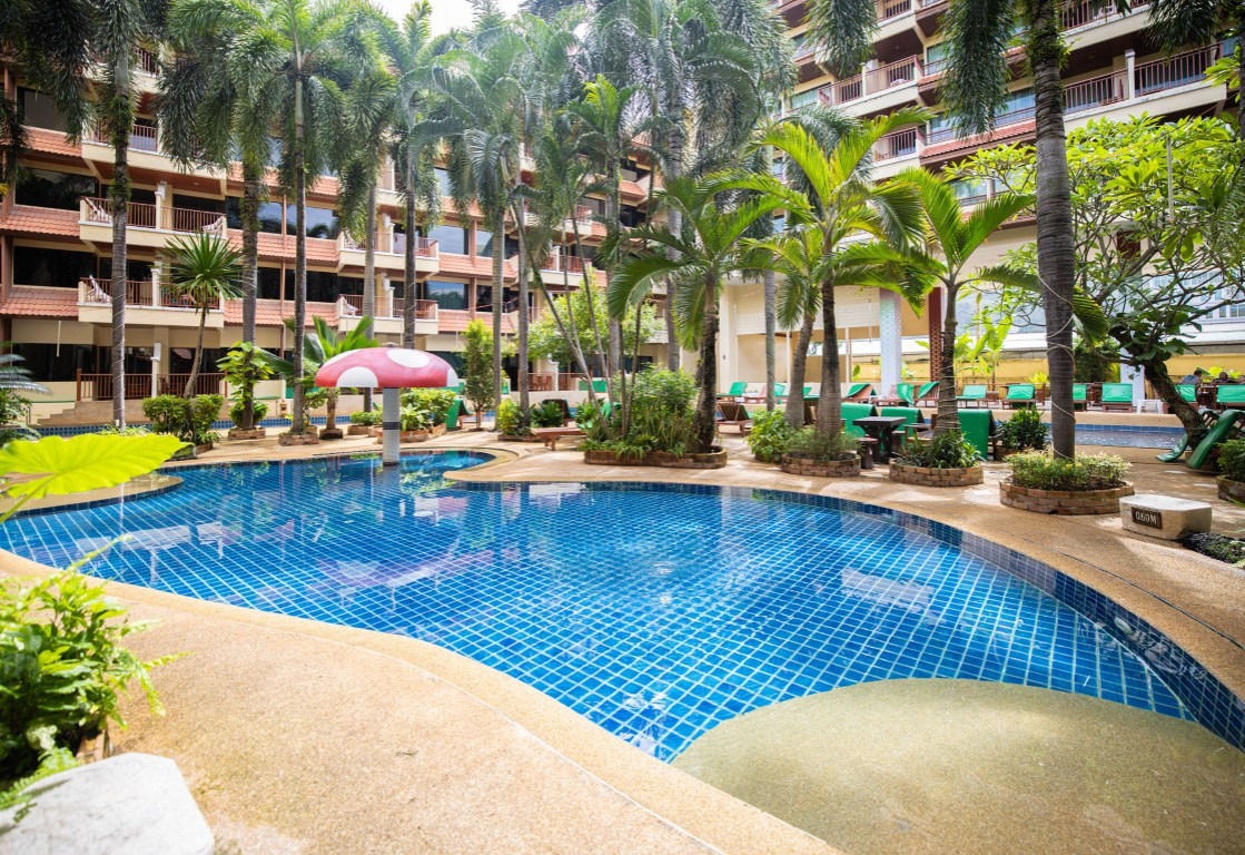 バウマンブリ ホテル プール(イメージ)