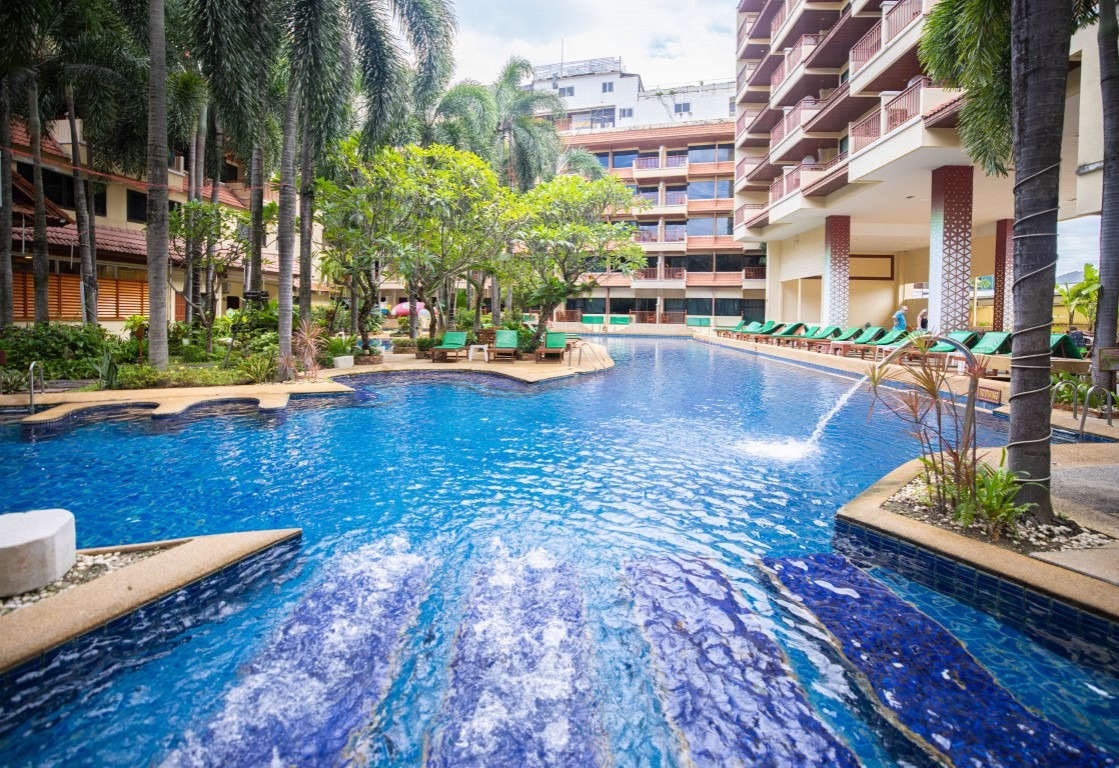 バウマンブリ ホテル プール(イメージ)